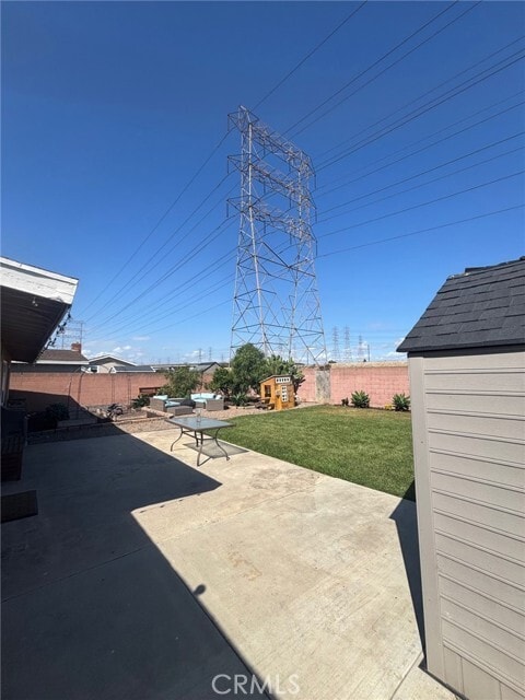 Building Photo - 1402 Stevely Ave