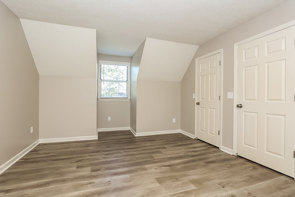 Building Photo - 386 Park Ct