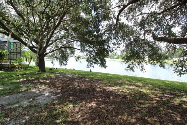 Building Photo - 16543 Cedar Run Dr
