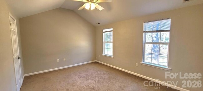 Building Photo - 4539 Springview Rd