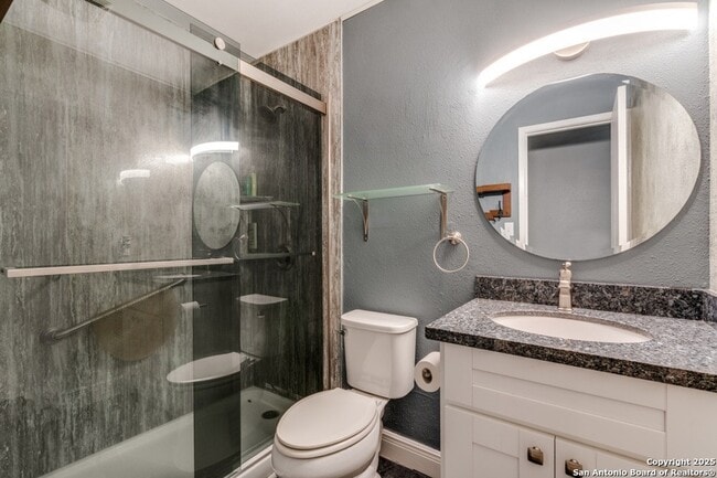 Building Photo - 12743 El Sonteo St