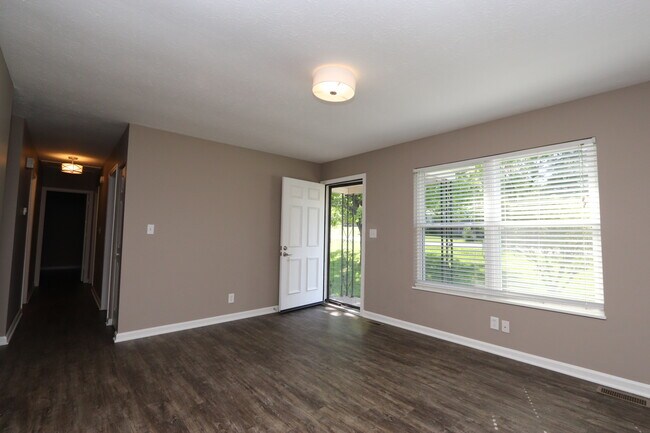 Building Photo - 6810 Village Green Blvd