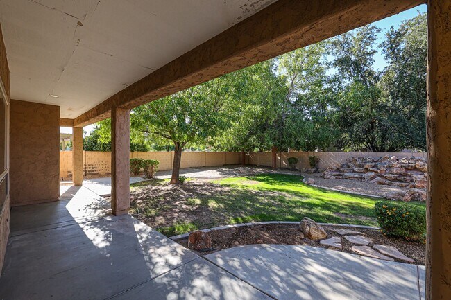 Building Photo - COMING SOON!! INCREDIBLE 5-BEDROOM 3 BATH, ALMOST 4000 SFT IN CORE CHANDLER