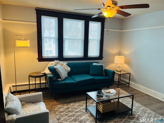 Building Photo - 23 Konstin Pl