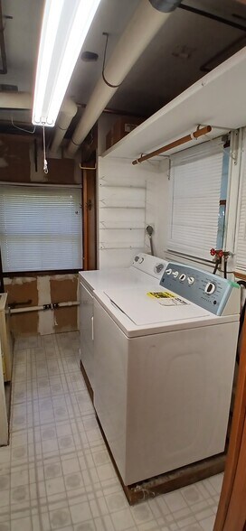 Laundry Room - First Floor - 57 Brook St