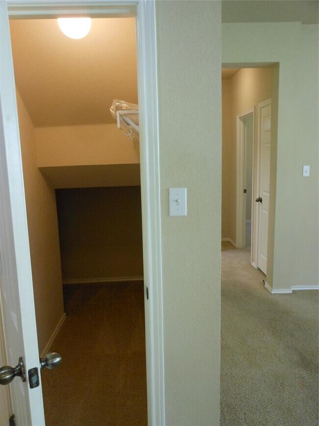 Building Photo - 40 Cypress Knee Ln