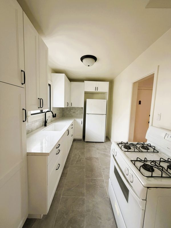 Building Photo - 124 Argonne Ave