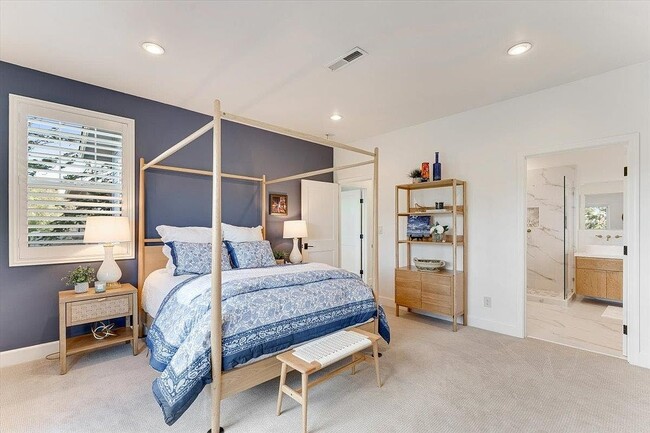 Building Photo - 513 Hill St