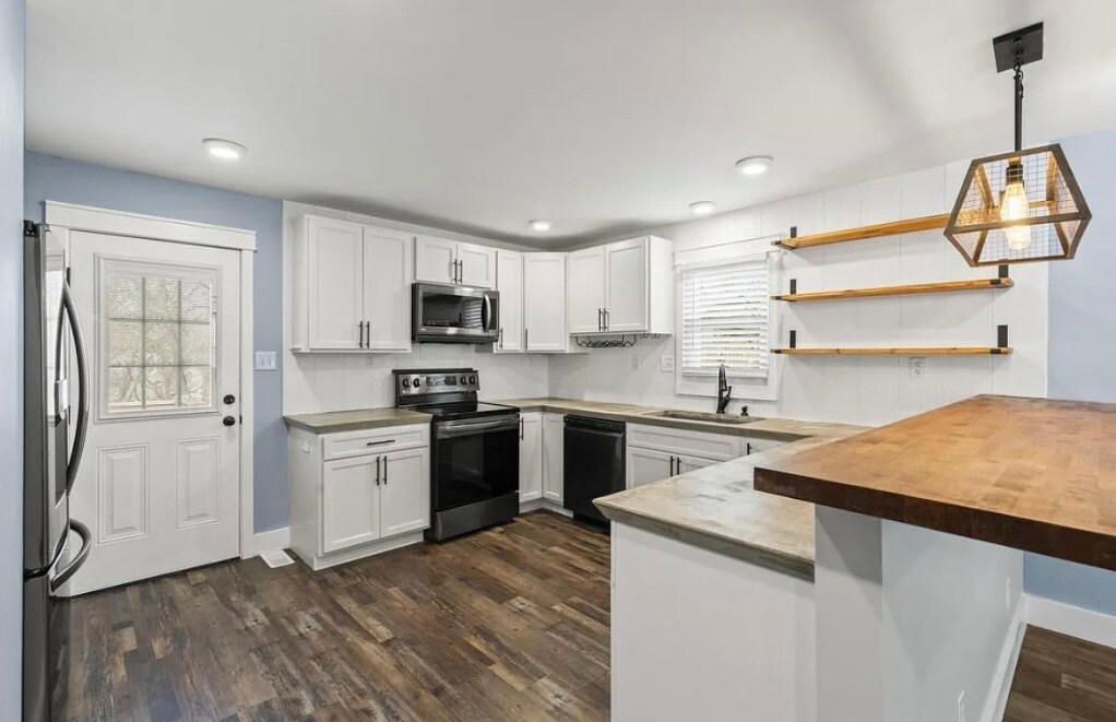 Building Photo - 338 Hill St