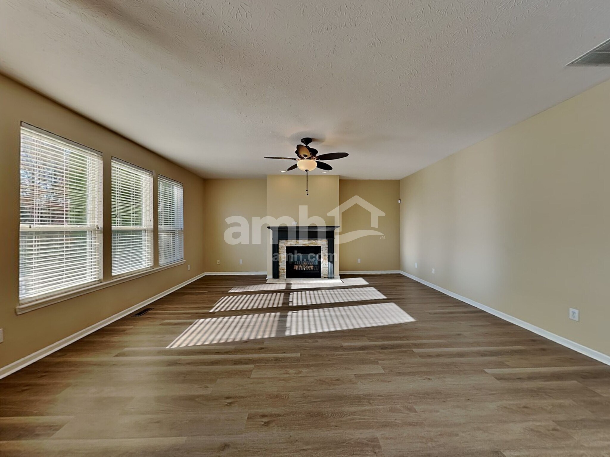 Building Photo - 11795 Langham Crescent Ct