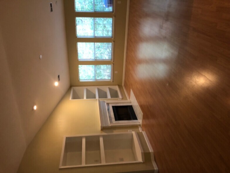 Building Photo - 305 Rice Bay Dr