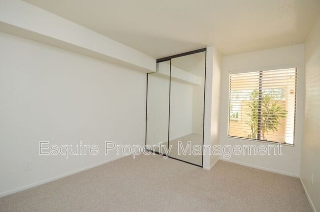 Building Photo - 5703 Recodo Way