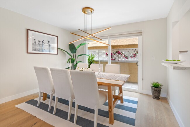 Dining Room to 2nd Patio - 1244 18th St