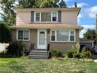 Building Photo - 82 Colette Ave
