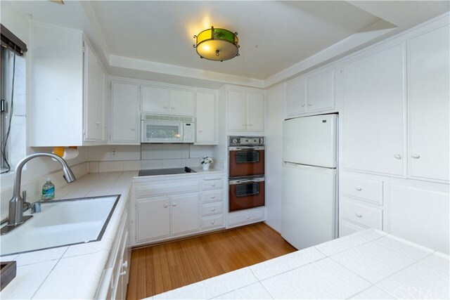 Building Photo - 32700 Coastsite Dr