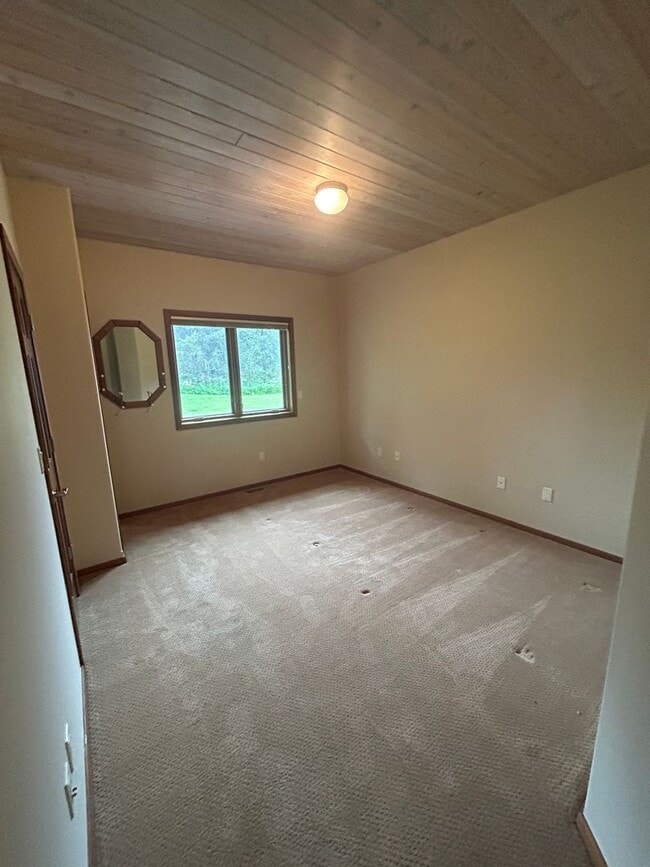Building Photo - Amazing Home on the River with Greenhouse,...