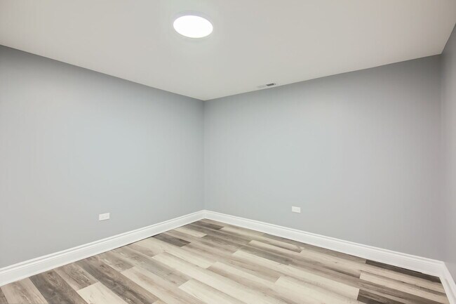 Building Photo - 14900 Evers St