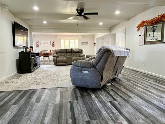 Building Photo - 5302 Vale St