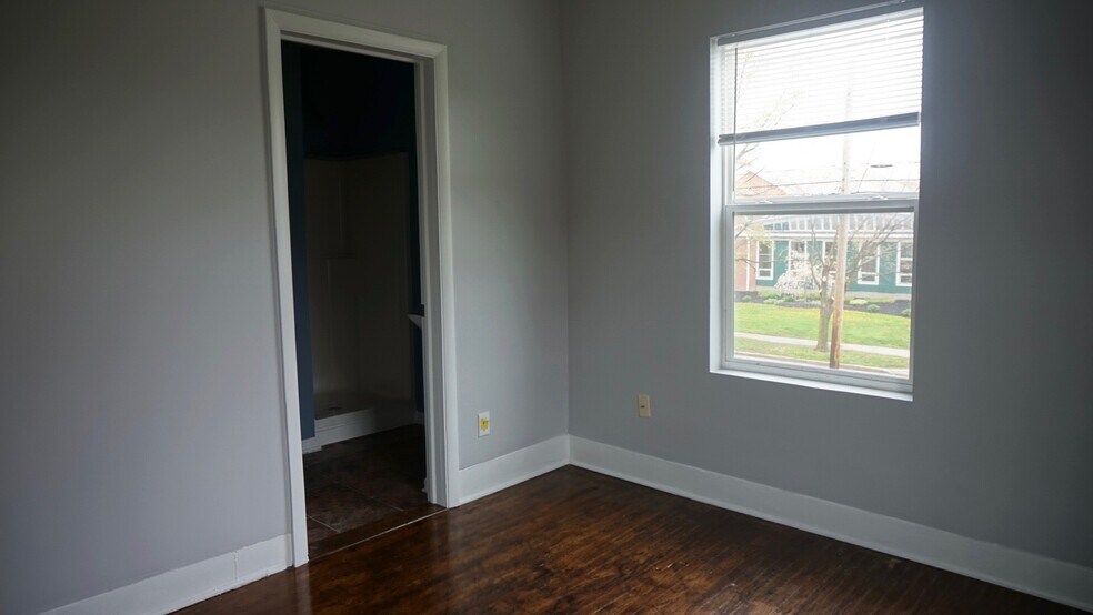bedroom 1 - master - into master bathroom - 129 N Main St