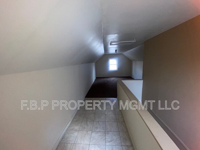 Building Photo - 20298 Goulburn Ave