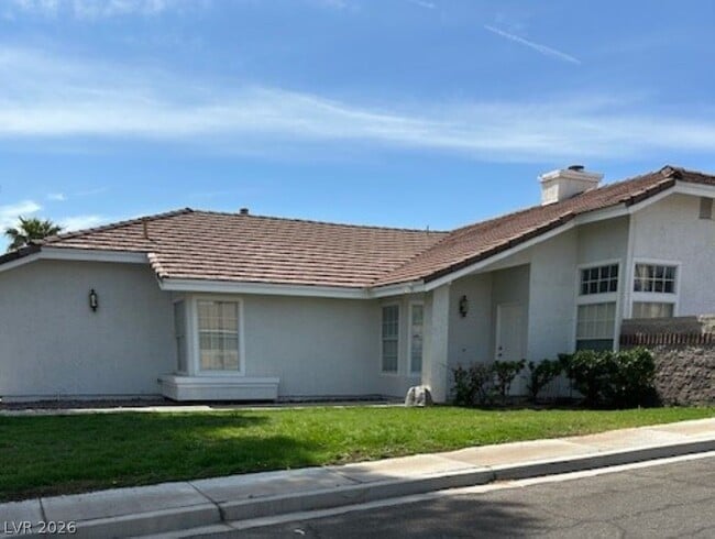 Building Photo - 2025 Big Bend Way