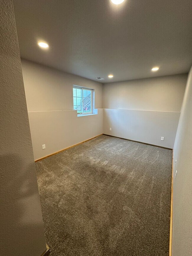 Building Photo - 1308 Bette Ln