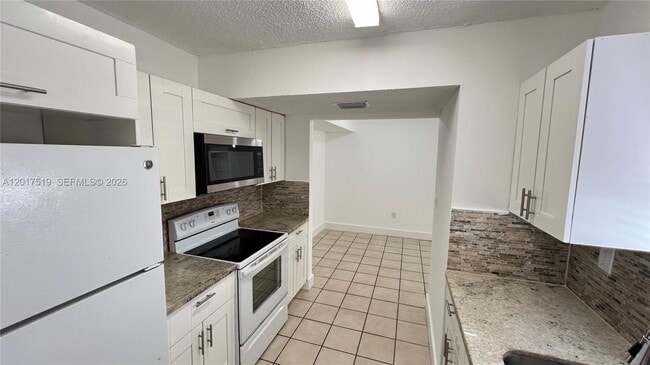 Building Photo - 680 NW 114th Ave