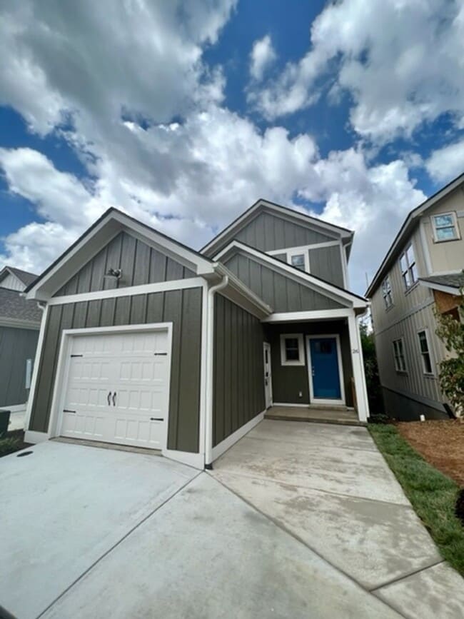 Primary Photo - New Construction Weaverville Rental