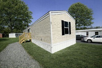 Building Photo - 751 Kernodle Ln