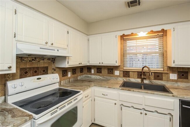 Building Photo - 309 S Morgan Dr
