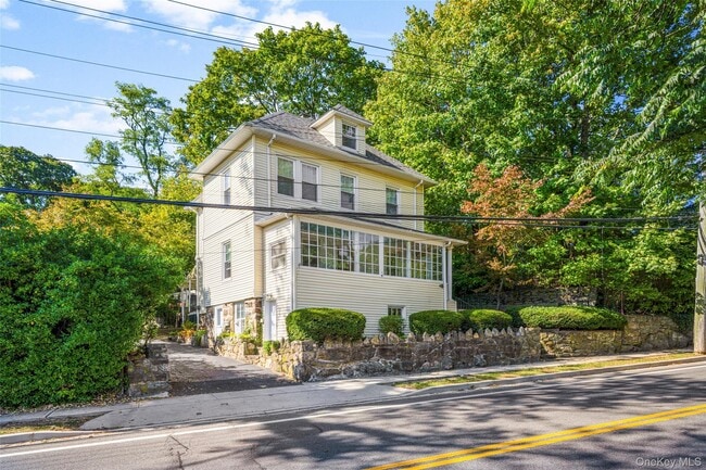 Building Photo - 49 Weaver St