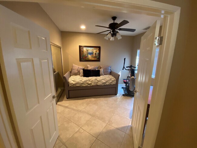 Building Photo - 80100 Presidio Ct