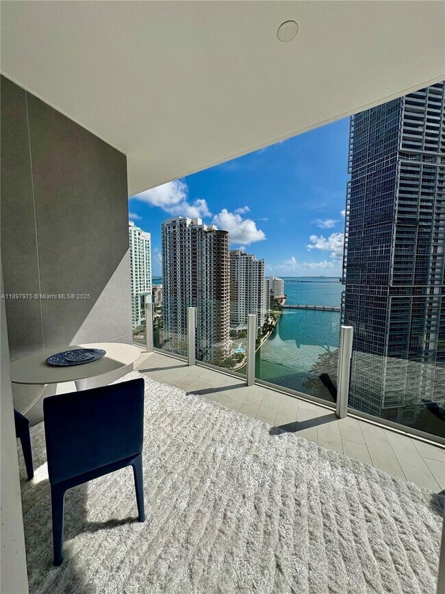 Building Photo - 300 Biscayne Blvd Way
