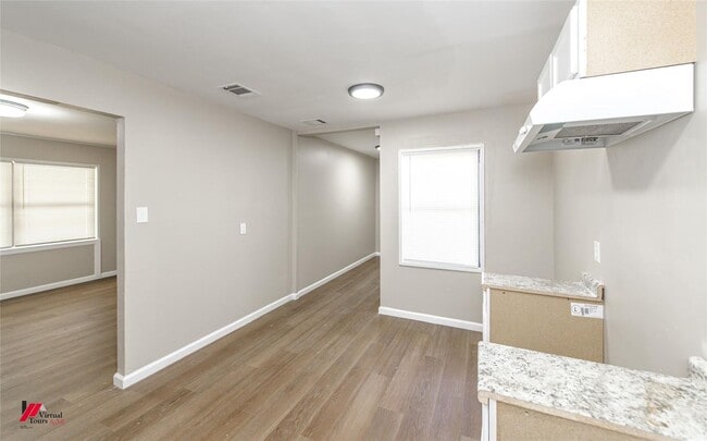 Building Photo - Rental Property