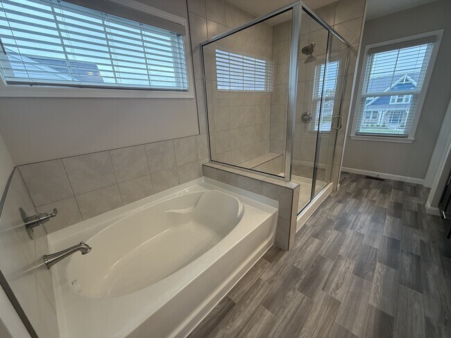 Building Photo - 6964 Briarcliff Ct