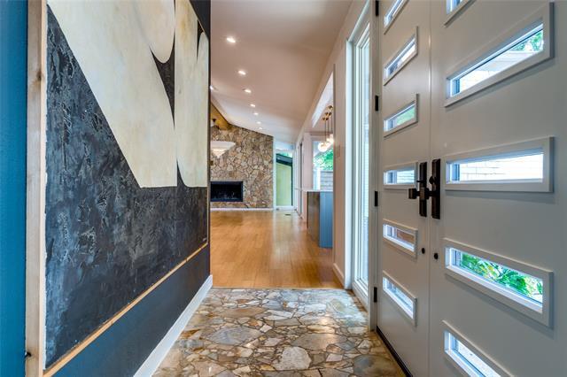 Building Photo - 1502 Oak Glen Trail