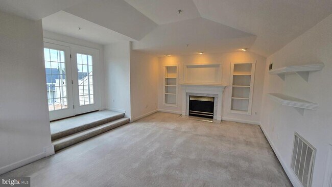 Building Photo - 8021 Kidwell Town Ct