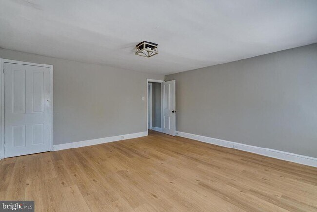 Building Photo - 156 East St