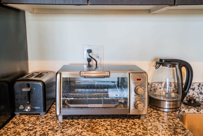 Building Photo - 888 N 4th St