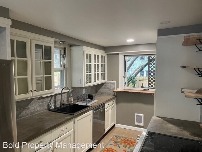 Building Photo - 4 br, 2 bath House - 4431 Horseshoe Pike