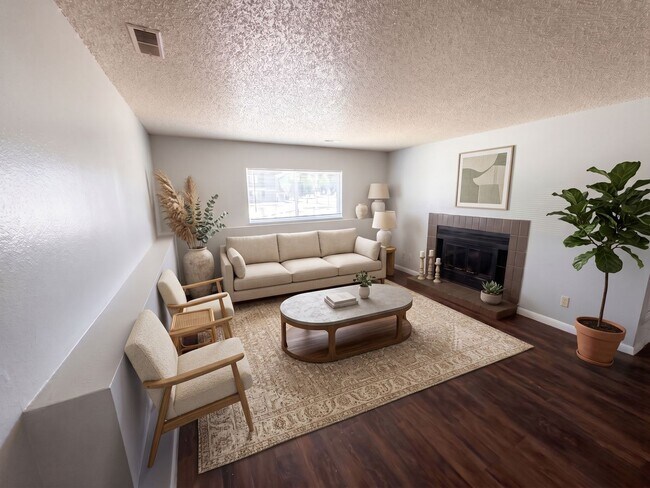 Building Photo - 4479 E Pikes Peak Ave