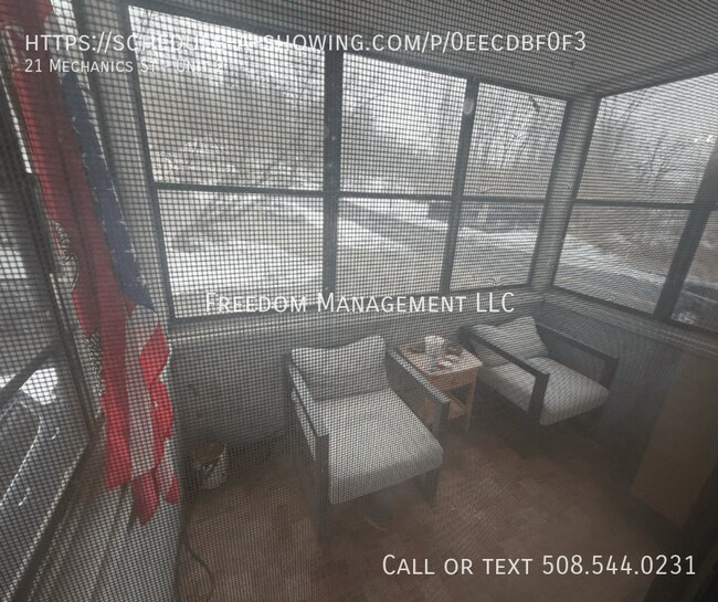 Building Photo - 21 Mechanics St