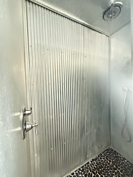 Building Photo - 578 Lind Ave