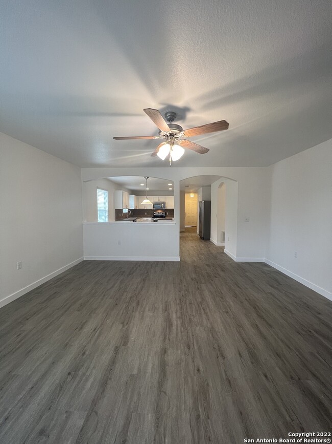 Building Photo - 9116 China Rose Dr
