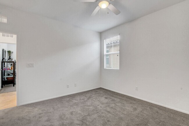 Building Photo - Beautiful Energy Star Home in Skye Hills