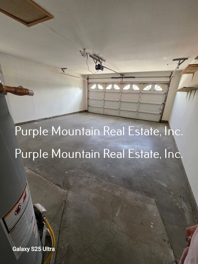 Building Photo - 2019 Evelyn St
