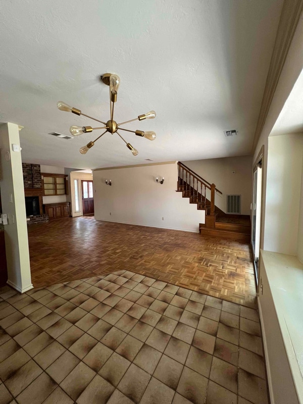 Building Photo - 1607 N Hollow Dr