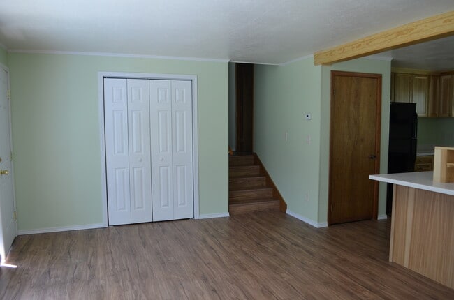 Building Photo - Beautiful 3 bd, 2 bath home for rent in Fa...