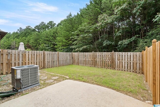Building Photo - 132 Singapore Cir