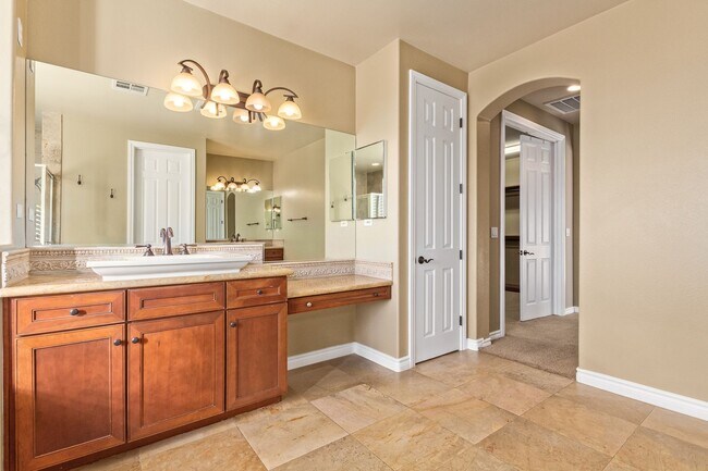 Building Photo - BEAUTIFUL QUEENSRIDGE HIGHLY UPGRADED HOME BY CHRISTOPHER HOMES